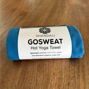 Shandali GoSweat Hot Yoga Towel Lightweight Soft Blue Microfiber 26.5” x 72” NWT